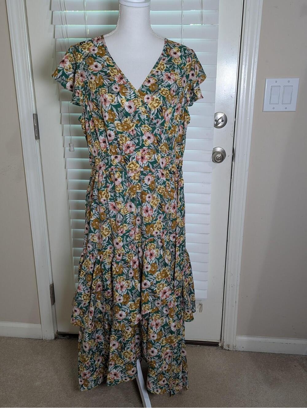 Women's Cotton Blue V Neck Maxi Summer Dress Floral Green/ Pink NWT Medium
